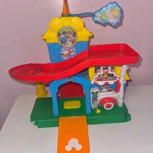 Little people A Day in Disney set fisher price Minnie Mouse tinker bell